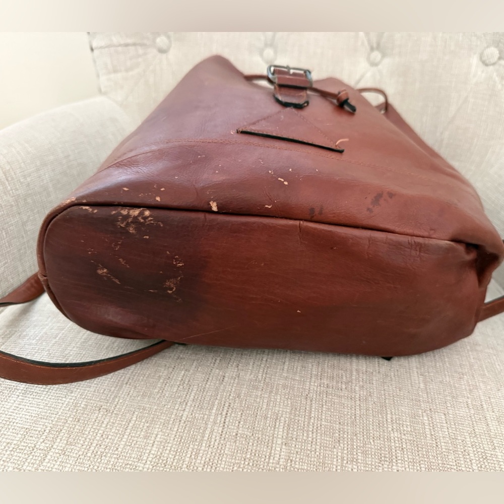 Vintage Brown Leather Backpack - Picture 14 of 15